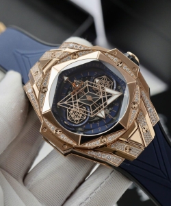 hublot big bang sang bleu ii king gold watch blue 44mm