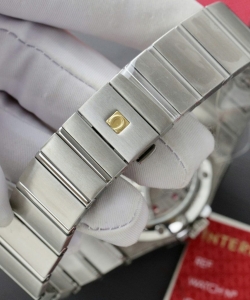 omega constellation co-axial white dial metal strap 38mm