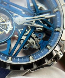 roger dubuis excalibur cobalt blue rddbex0838 42mm