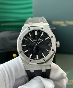 audemars piguet royal oak 15500 dial black rubber strap 41mm