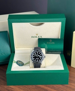 Rolex yacht-master 226659 weight 150 grams 42mm