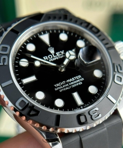 Rolex yacht-master 226659 weight 150 grams 42mm