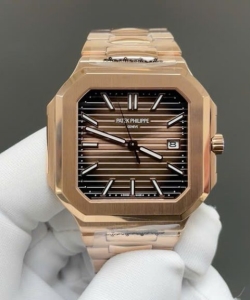 Patek Philippe cubitus 5821 rose gold dial chocolate 45mm